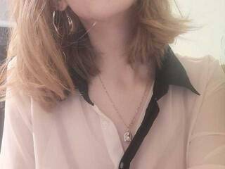 Еротичен видео чат Bella-555