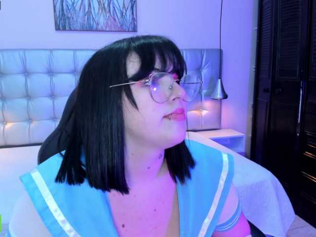 Екранни снимки на излъчване Bella-Rouse