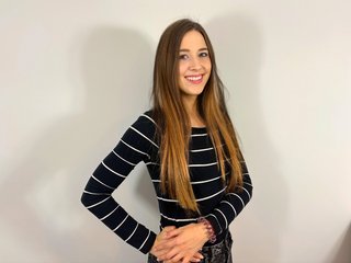 Еротичен видео чат BellaPink