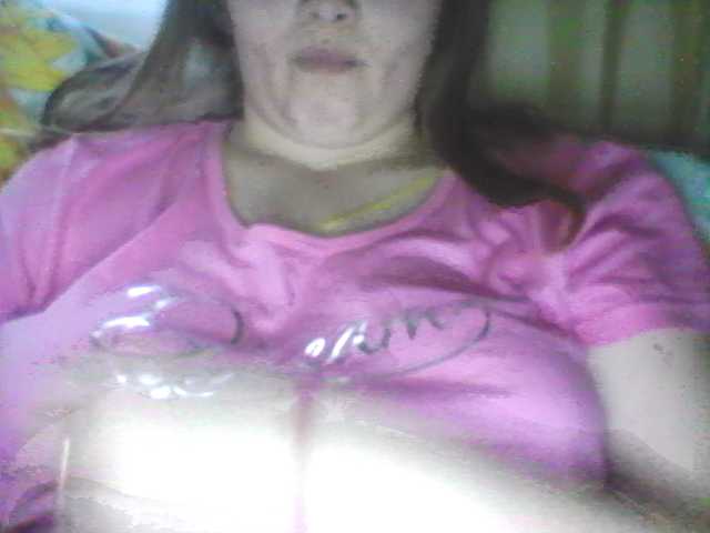 Екранни снимки на излъчване BethDolly