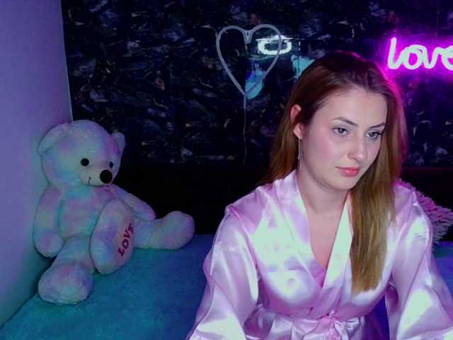 Екранни снимки на излъчване bettyy23