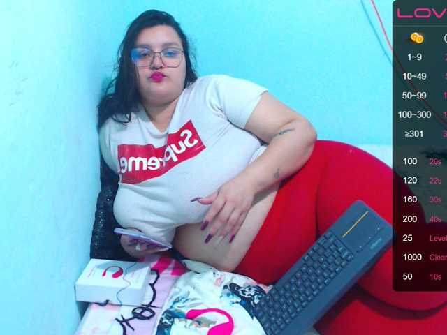 Снимки big-woman welcome ami room I'm a hot girl wanting to play and fulfill your fatasias come play :hot
