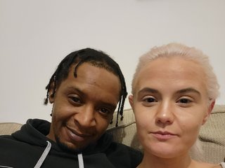 Еротичен видео чат BigBananza700