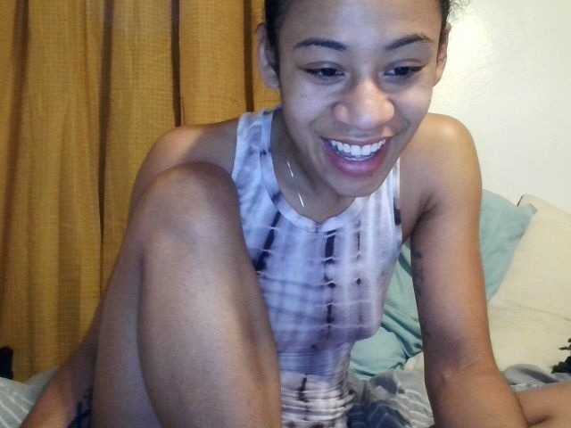 Екранни снимки на излъчване bitemejoy