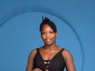 Еротичен видео чат BLACCKMELANIN