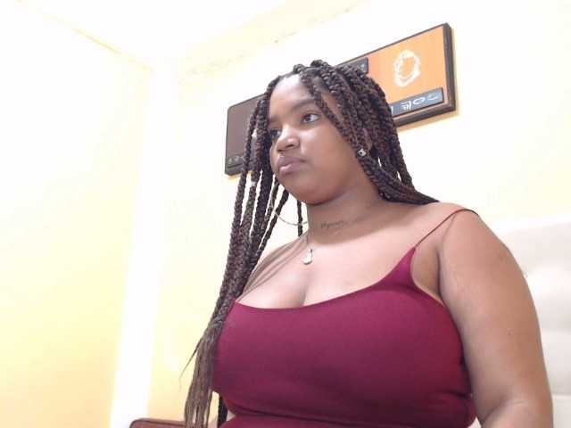 Екранни снимки на излъчване blacktitsbig