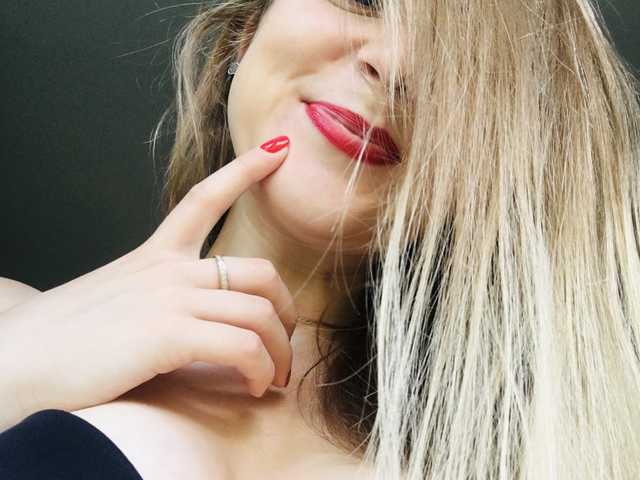 Снимка на профила blonde-kisses