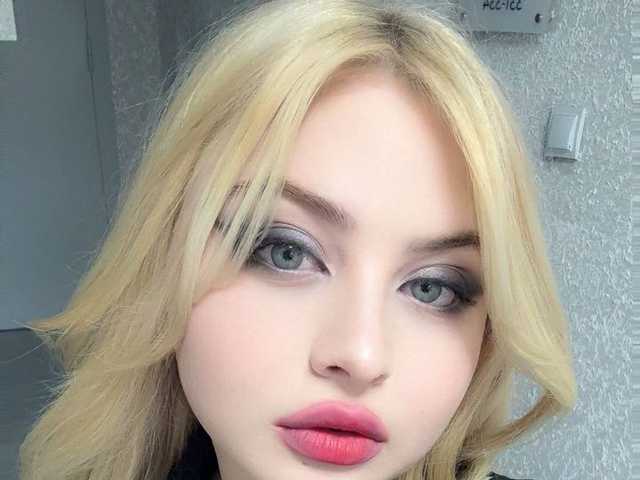Снимка на профила BlondeBond