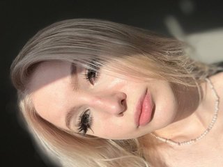 Еротичен видео чат BLONDINO4KA
