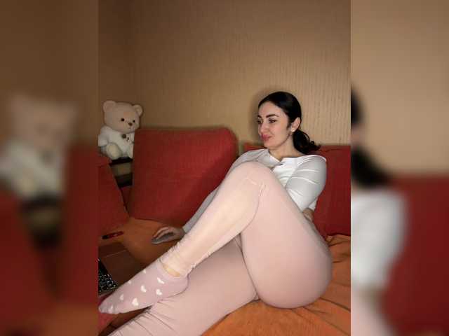 Екранни снимки на излъчване _Layla_