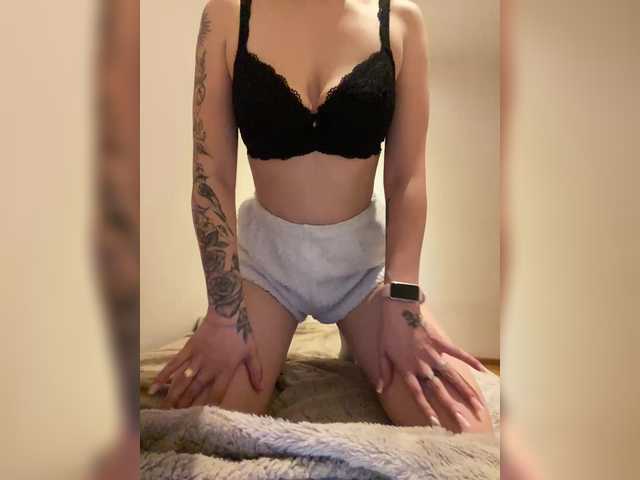 Екранни снимки на излъчване Bondasexy