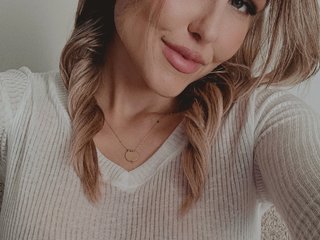 Еротичен видео чат BonerBarbie