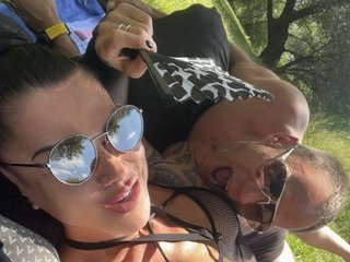 Еротичен видео чат Casual_couple_in_love