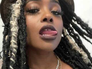 Еротичен видео чат bossybella