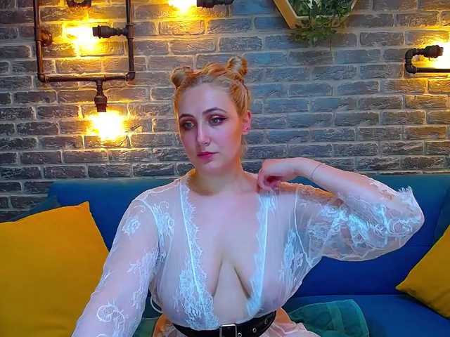 Екранни снимки на излъчване Brandy-Rae