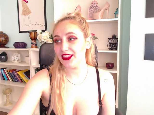 Екранни снимки на излъчване Brandy-Rae