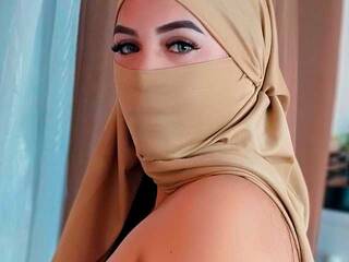 Еротичен видео чат BriannaRouse