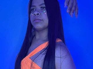 Еротичен видео чат BrillithAdams