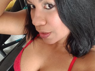 Еротичен видео чат Brun3tt3