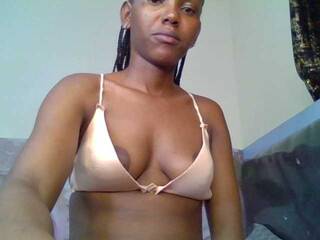 Еротичен видео чат Bunnydiva-