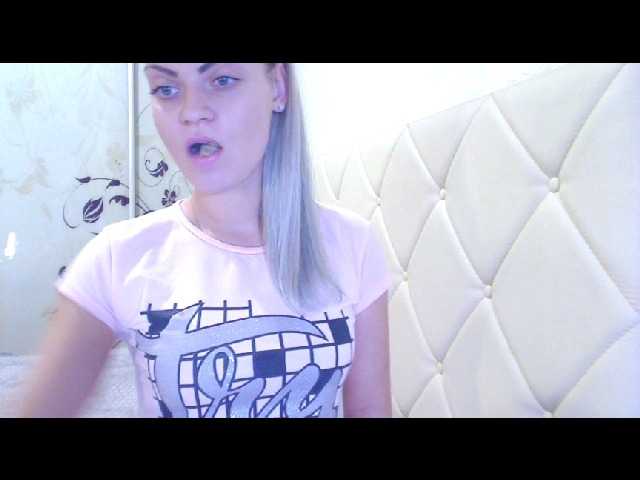 Екранни снимки на излъчване BunnyXXX21