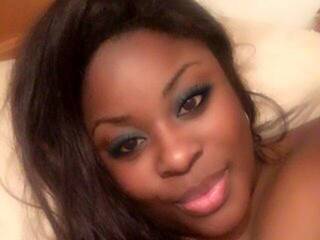 Еротичен видео чат BUSTYBARBBIE