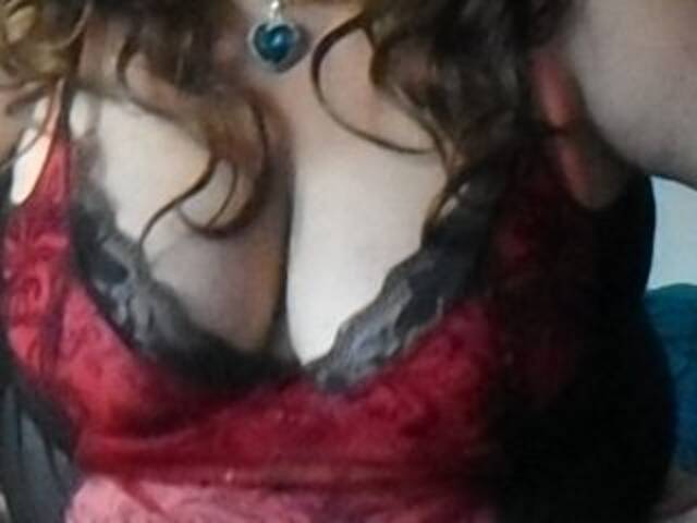 Снимка на профила BUSTYMOM