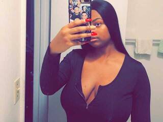 Еротичен видео чат bustyqueend