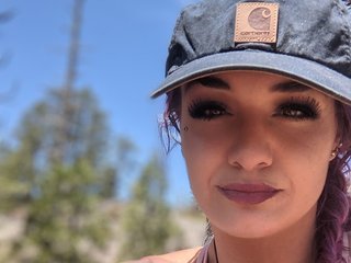Еротичен видео чат LilahLure