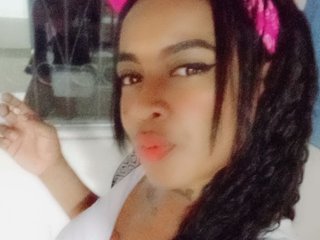 Еротичен видео чат CamilaHurtado
