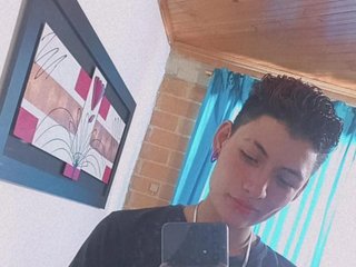 Еротичен видео чат camilotomboy18