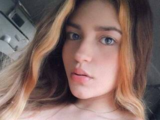 Еротичен видео чат Camxc