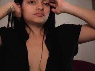 Еротичен видео чат Candela34