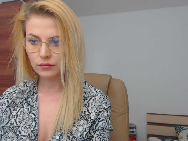 Екранни снимки на излъчване Candy-Like