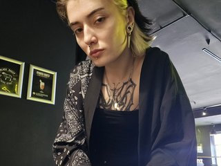 Еротичен видео чат CandyLola