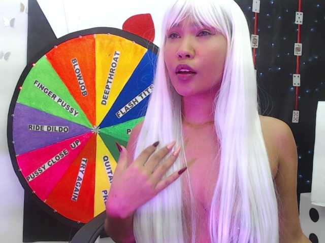 Екранни снимки на излъчване Carlota-1