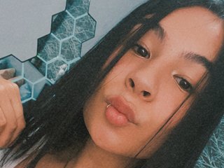 Еротичен видео чат Carolinacams