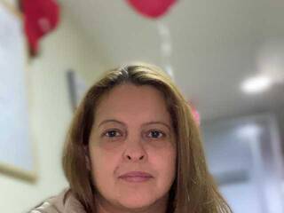 Еротичен видео чат Caroline-cm