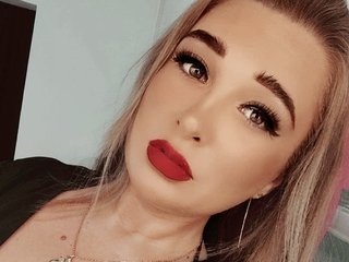 Еротичен видео чат CarolineGrac1
