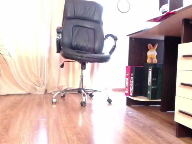Снимки Carrie1337 ⭐Shh...#office, hidden cam! ⭐Hi THERE!⭐ #lovense #feet #redhead #anal