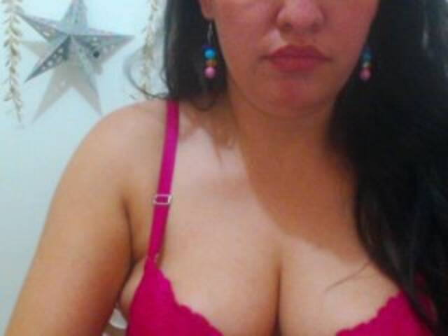 Екранни снимки на излъчване casandrasmith