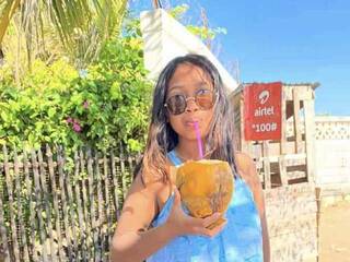 Еротичен видео чат Cassyah