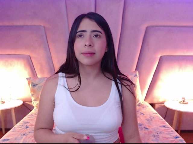 Снимки CatalinacutMD hey guys, if we complete 666 tokens we make an anal with a wet shirt