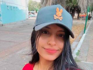 Еротичен видео чат Celeste-robert