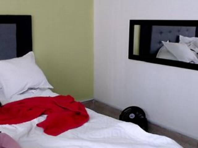 Екранни снимки на излъчване CELESTESPICE