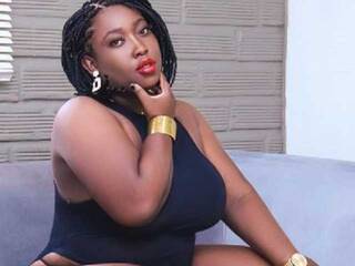 Еротичен видео чат Chanel-blak