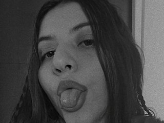 Еротичен видео чат Chanell-Rouse