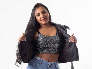 Еротичен видео чат CharlotteBlak