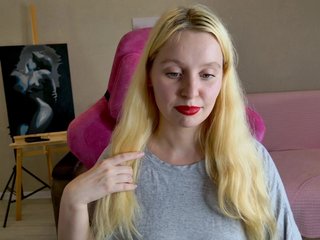 Еротичен видео чат charming-blonde