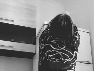 Еротичен видео чат chat-with-vik